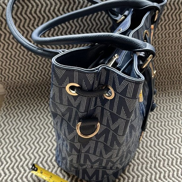 Milan Purse Shoulder Bucket Bag Navy Blue Canvas W/ Monogram White Double Handle - Picture 1 of 8